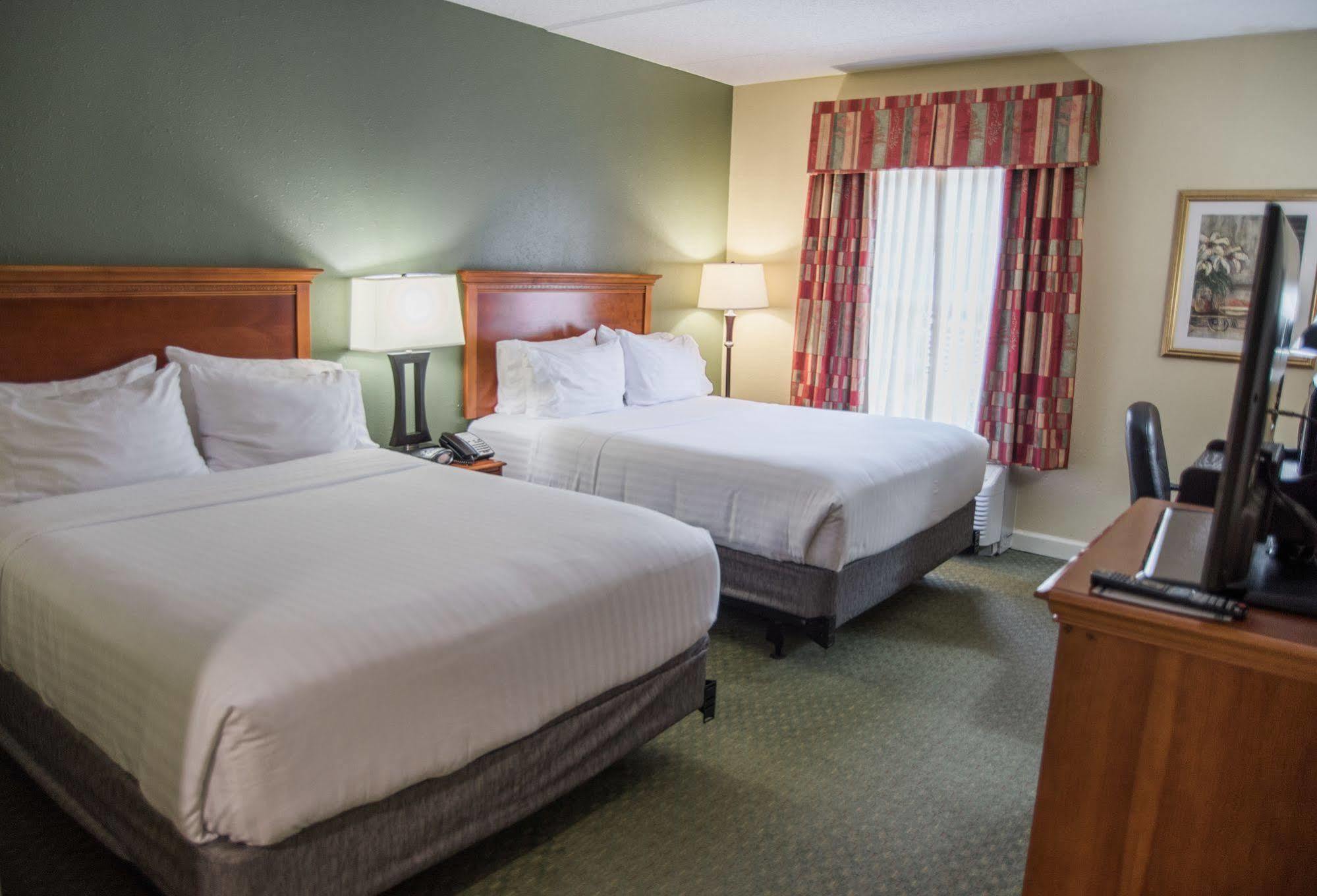 Holiday Inn Express Hotel & Suites Conover - Hickory Area By Ihg Eksteriør billede