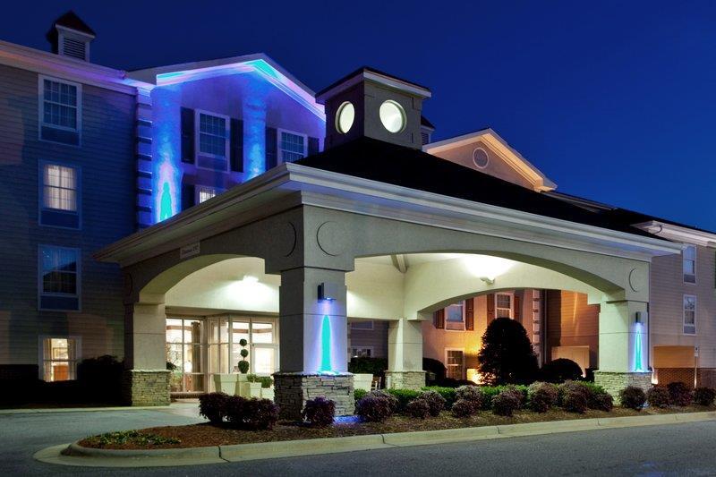 Holiday Inn Express Hotel & Suites Conover - Hickory Area By Ihg Eksteriør billede